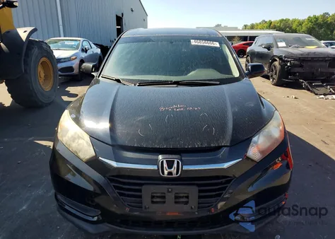 2018 Honda Hr-V Lx z USA, uszkodzony, nr VIN 3CZRU6H32JM714444